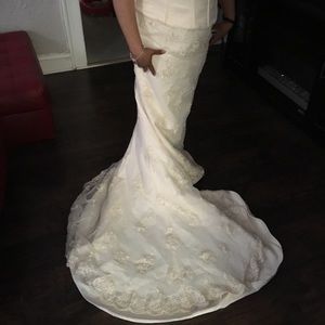 TWO PIECE WEDDING GOWN SIZE 14